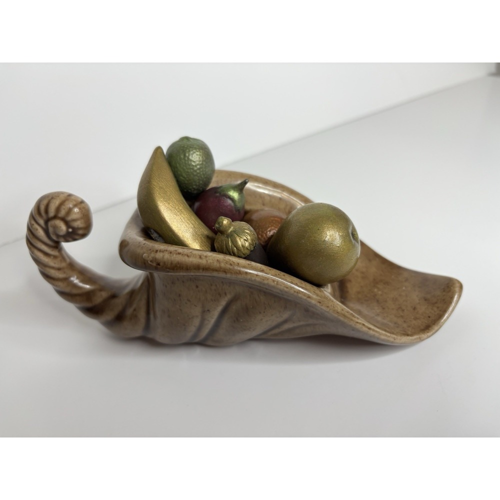 1979 Vintage Ceramic Cornucopia Thanksgiving Horn Of Plenty With Fruit And Veg